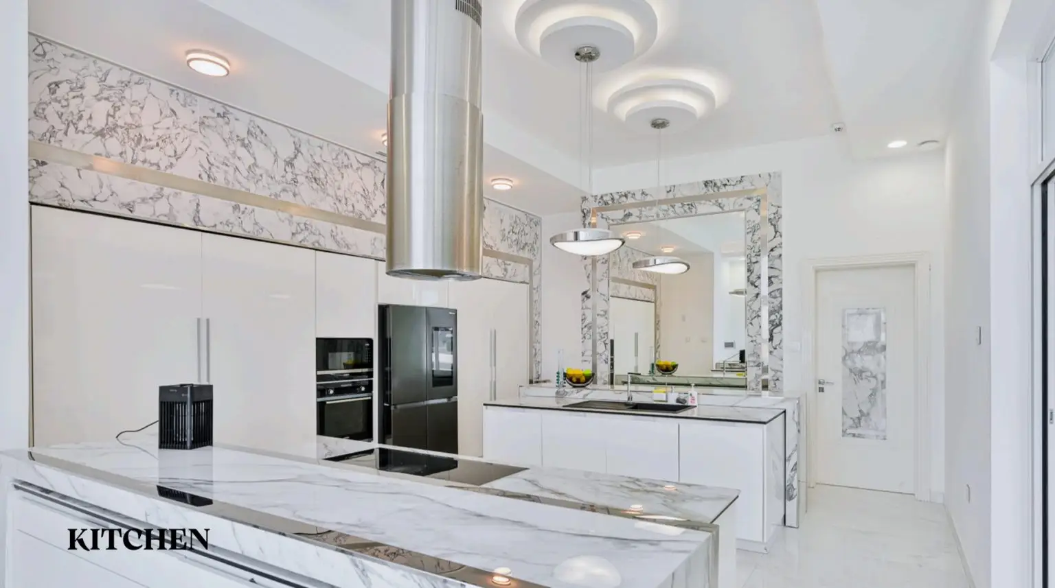 Andrew Tate Mansion Palm Jumeirah 44CG+R2W Palm Jumeirah - The Palm Jumeirah - Dubai